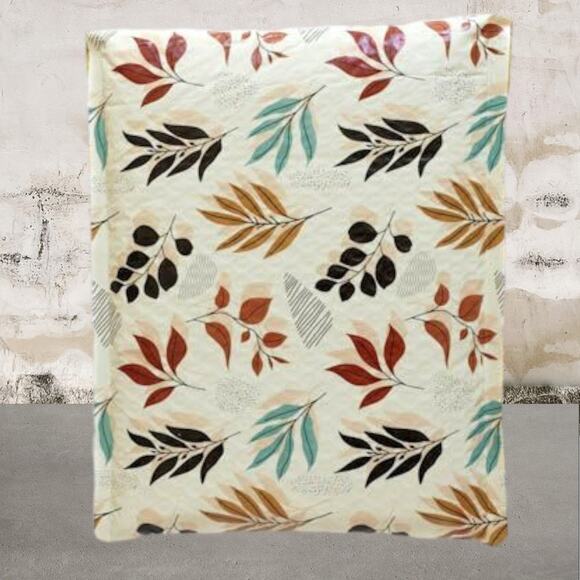 10 Count Falling Leaves Bubble Mailers 8.5 x 12 - Picture 1 of 2